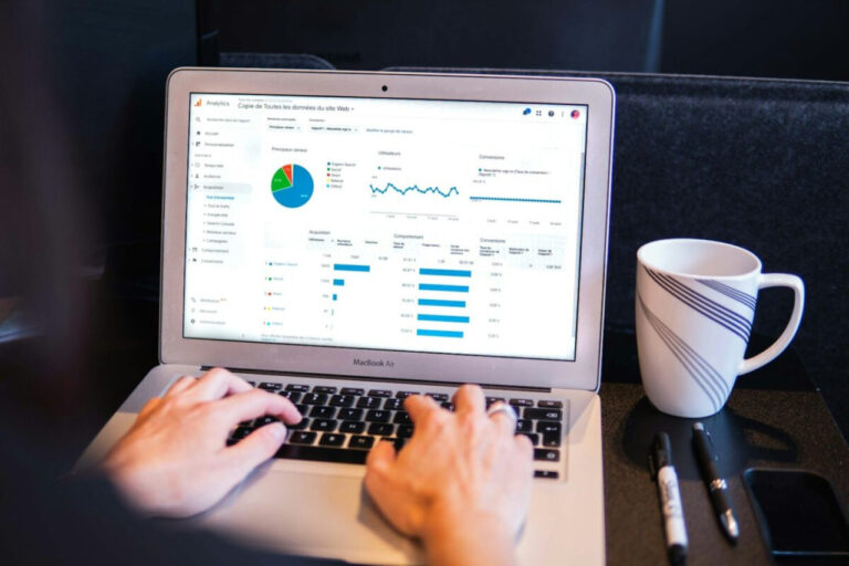 Google Analytics : Qu’est-ce que c’est ? Fonctionnalités essentielles