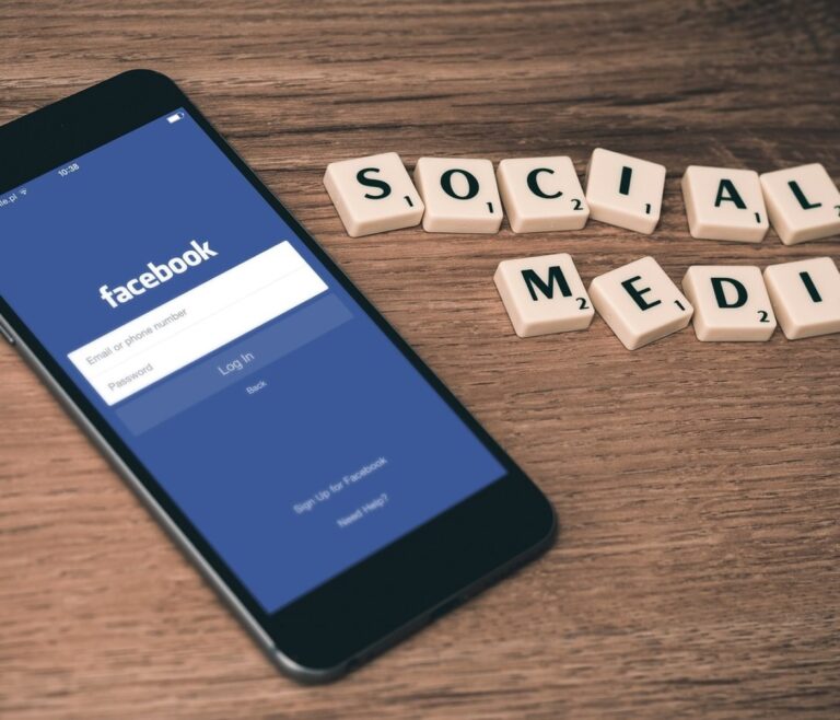 Stratégie réseaux sociaux : le guide pas-à-pas